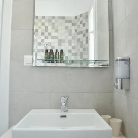 Apartment Zeras *