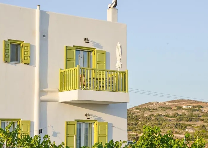 Zeras Apartamento Adamantas (Milos)