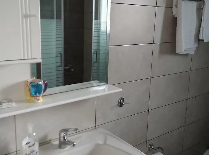 Zeras Apartamento Adamantas (Milos)