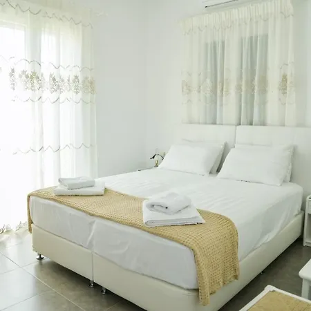 Zeras Adamantas (Milos)